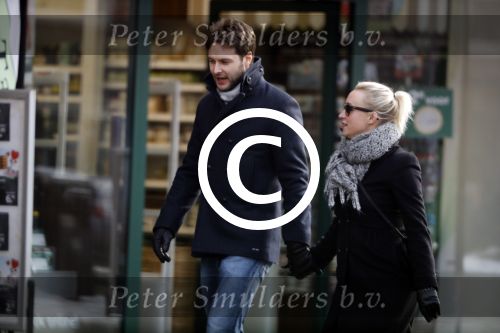 Amsterdam 12 februari 2017
Eva Jinek met haar vriend Dexter v d Voorn in amsterdam zuid.