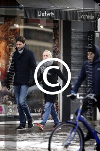 Amsterdam 12 februari 2017
Eva Jinek met haar vriend Dexter v d Voorn in amsterdam zuid.