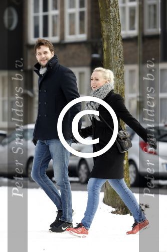 Amsterdam 12 februari 2017
Eva Jinek met haar vriend Dexter v d Voorn in amsterdam zuid.