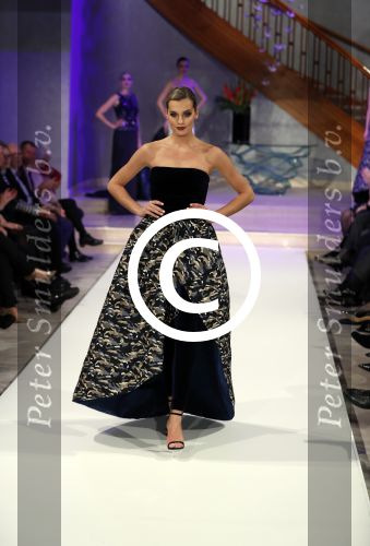Amsterdam 12 februari 2017 
Modeshow Paul Schulten in het Okura. Felice Roedema