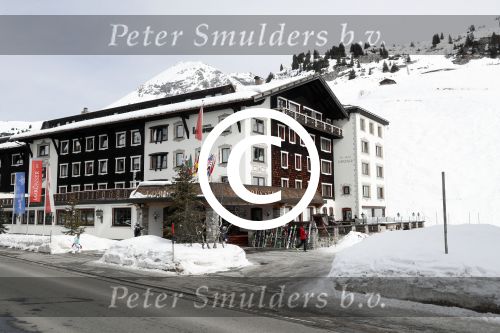 Lech zurs 26 februari 2017
Diverse plekken waar de koninklijke familie regelmatig komt / kwam of verblijft. Hotel Lorunser. Hier kwam Koning Willem Alexander al met Emily Bremers