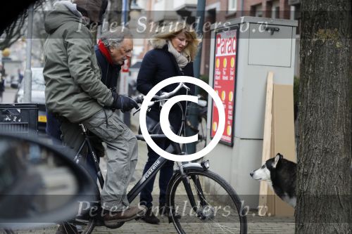 Amsterdam 9 februari 2017
Jan en Babette Cremer op straat in amsterdam zuid