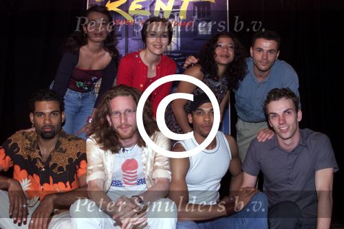 Aalsmeer, 16 mei 2000
Voorstelling van spelers van de nieuwe musical RENT die binnenkort in premiere gaat.

cast

PETER SMULDERS BV