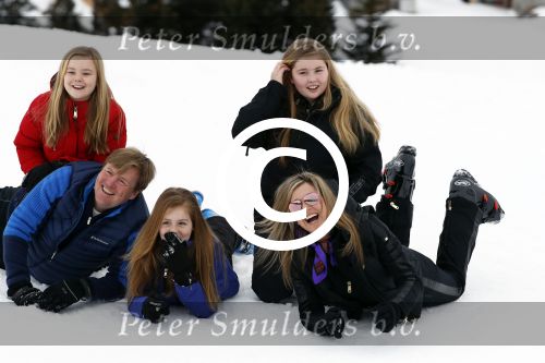 Lech 27 februari 2017
Fotouurtje van de koninklijke familie in Oberlech. Dit jaar waren alleen Koning Willem Alexander Koningin Maxima en de prinsesjes Amalia Ariane en Alexia aanwezig.