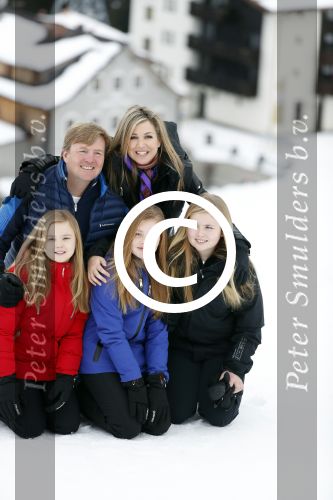 Lech 27 februari 2017
Fotouurtje van de koninklijke familie in Oberlech. Dit jaar waren alleen Koning Willem Alexander Koningin Maxima en de prinsesjes Amalia Ariane en Alexia aanwezig.