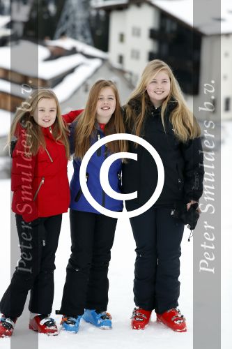 Lech 27 februari 2017
Fotouurtje van de koninklijke familie in Oberlech. Dit jaar waren alleen Koning Willem Alexander Koningin Maxima en de prinsesjes Amalia Ariane en Alexia aanwezig.