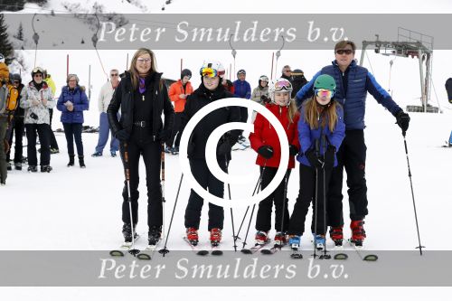Lech 27 februari 2017
Fotouurtje van de koninklijke familie in Oberlech. Dit jaar waren alleen Koning Willem Alexander Koningin Maxima en de prinsesjes Amalia Ariane en Alexia aanwezig.