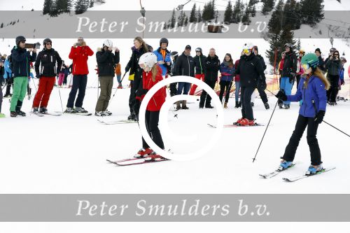 Lech 27 februari 2017
Fotouurtje van de koninklijke familie in Oberlech. Dit jaar waren alleen Koning Willem Alexander Koningin Maxima en de prinsesjes Amalia Ariane en Alexia aanwezig.