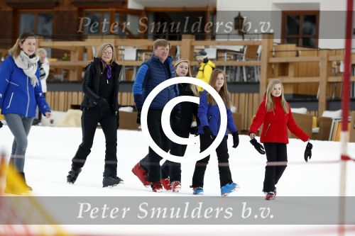 Lech 27 februari 2017
Fotouurtje van de koninklijke familie in Oberlech. Dit jaar waren alleen Koning Willem Alexander Koningin Maxima en de prinsesjes Amalia Ariane en Alexia aanwezig.