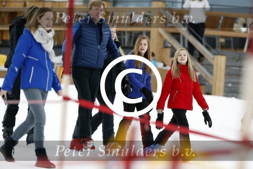 Lech 27 februari 2017
Fotouurtje van de koninklijke familie in Oberlech. Dit jaar waren alleen Koning Willem Alexander Koningin Maxima en de prinsesjes Amalia Ariane en Alexia aanwezig.