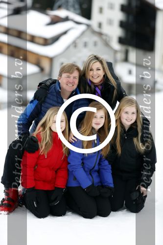 Lech 27 februari 2017
Fotouurtje van de koninklijke familie in Oberlech. Dit jaar waren alleen Koning Willem Alexander Koningin Maxima en de prinsesjes Amalia Ariane en Alexia aanwezig.