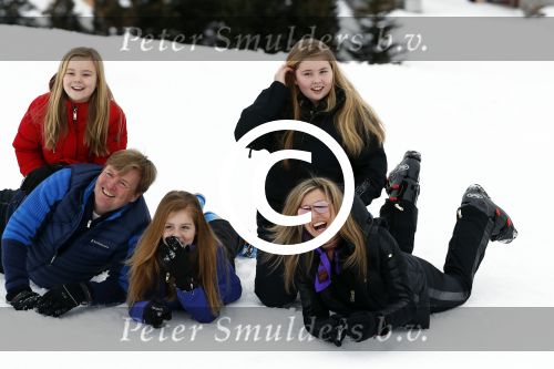 Lech 27 februari 2017
Fotouurtje van de koninklijke familie in Oberlech. Dit jaar waren alleen Koning Willem Alexander Koningin Maxima en de prinsesjes Amalia Ariane en Alexia aanwezig.