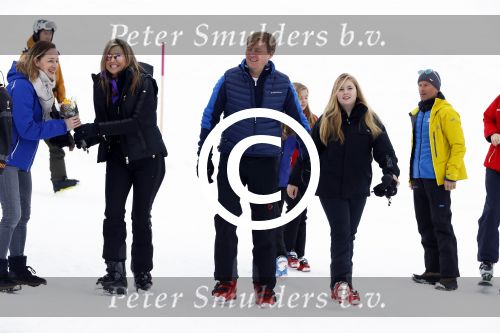 Lech 27 februari 2017
Fotouurtje van de koninklijke familie in Oberlech. Dit jaar waren alleen Koning Willem Alexander Koningin Maxima en de prinsesjes Amalia Ariane en Alexia aanwezig.