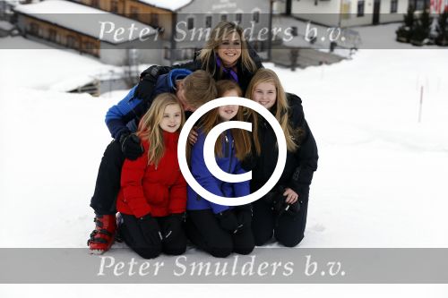 Lech 27 februari 2017
Fotouurtje van de koninklijke familie in Oberlech. Dit jaar waren alleen Koning Willem Alexander Koningin Maxima en de prinsesjes Amalia Ariane en Alexia aanwezig.