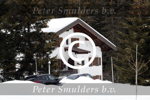 Lech zurs 26 februari 2017
Diverse plekken waar de koninklijke familie regelmatig komt / kwam of verblijft. In dit Chalet met beveiligingscamera\'s verblijven Koning Willem Alexnder Koningin Maxima en hun kinderen