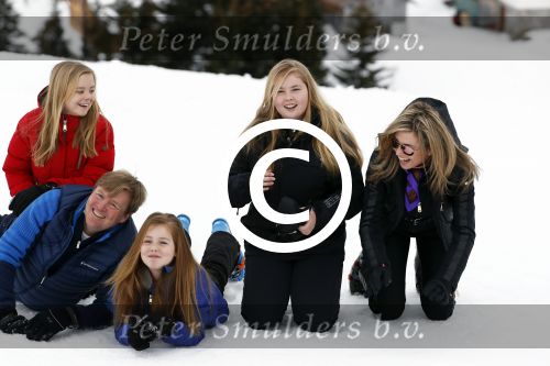 Lech 27 februari 2017
Fotouurtje van de koninklijke familie in Oberlech. Dit jaar waren alleen Koning Willem Alexander Koningin Maxima en de prinsesjes Amalia Ariane en Alexia aanwezig.