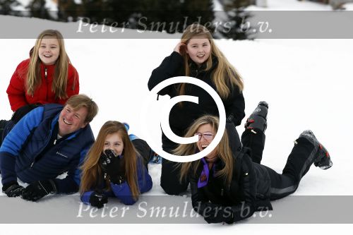 Lech 27 februari 2017
Fotouurtje van de koninklijke familie in Oberlech. Dit jaar waren alleen Koning Willem Alexander Koningin Maxima en de prinsesjes Amalia Ariane en Alexia aanwezig.