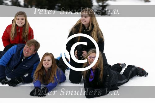 Lech 27 februari 2017
Fotouurtje van de koninklijke familie in Oberlech. Dit jaar waren alleen Koning Willem Alexander Koningin Maxima en de prinsesjes Amalia Ariane en Alexia aanwezig.