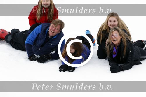 Lech 27 februari 2017
Fotouurtje van de koninklijke familie in Oberlech. Dit jaar waren alleen Koning Willem Alexander Koningin Maxima en de prinsesjes Amalia Ariane en Alexia aanwezig.