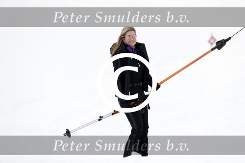 Lech 27 februari 2017
Fotouurtje van de koninklijke familie in Oberlech. Dit jaar waren alleen Koning Willem Alexander Koningin Maxima en de prinsesjes Amalia Ariane en Alexia aanwezig.