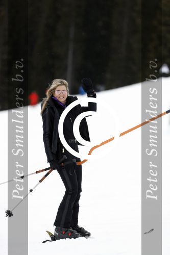 Lech 27 februari 2017
Fotouurtje van de koninklijke familie in Oberlech. Dit jaar waren alleen Koning Willem Alexander Koningin Maxima en de prinsesjes Amalia Ariane en Alexia aanwezig.
