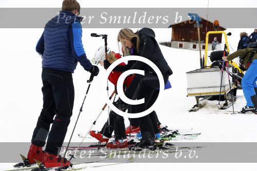 Lech 27 februari 2017
Fotouurtje van de koninklijke familie in Oberlech. Dit jaar waren alleen Koning Willem Alexander Koningin Maxima en de prinsesjes Amalia Ariane en Alexia aanwezig.