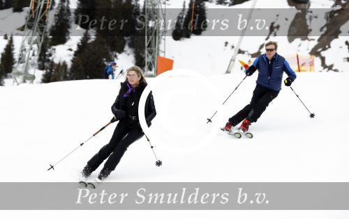Lech 27 februari 2017
Fotouurtje van de koninklijke familie in Oberlech. Dit jaar waren alleen Koning Willem Alexander Koningin Maxima en de prinsesjes Amalia Ariane en Alexia aanwezig.