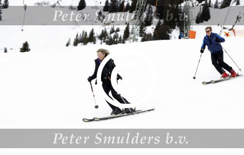 Lech 27 februari 2017
Fotouurtje van de koninklijke familie in Oberlech. Dit jaar waren alleen Koning Willem Alexander Koningin Maxima en de prinsesjes Amalia Ariane en Alexia aanwezig.