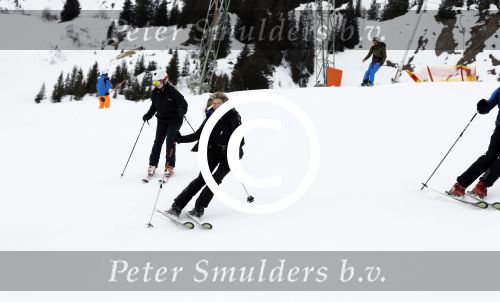 Lech 27 februari 2017
Fotouurtje van de koninklijke familie in Oberlech. Dit jaar waren alleen Koning Willem Alexander Koningin Maxima en de prinsesjes Amalia Ariane en Alexia aanwezig.