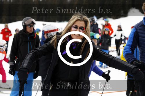Lech 27 februari 2017
Fotouurtje van de koninklijke familie in Oberlech. Dit jaar waren alleen Koning Willem Alexander Koningin Maxima en de prinsesjes Amalia Ariane en Alexia aanwezig.