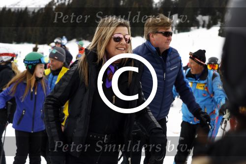 Lech 27 februari 2017
Fotouurtje van de koninklijke familie in Oberlech. Dit jaar waren alleen Koning Willem Alexander Koningin Maxima en de prinsesjes Amalia Ariane en Alexia aanwezig.
