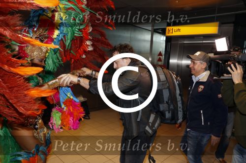 Schiphol 16 februari 2017
Marco Borsato en Raymond Rutting vertrekken vanaf Schiphol naar Aruba om daar foto\'s te gaan maken voor expositie.