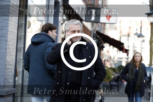 Amsterdam 14 februari 2017 
Advocaat Mark Teurlings bellend in Amsterdam zuid.