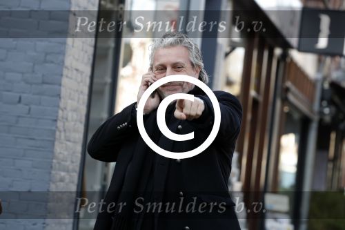 Amsterdam 14 februari 2017 
Advocaat Mark Teurlings bellend in Amsterdam zuid.