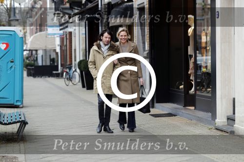 Amsterdam 1 februari 2017
Myrthe Mylius met haar vriend Sebastian Schneberger aan het shoppen