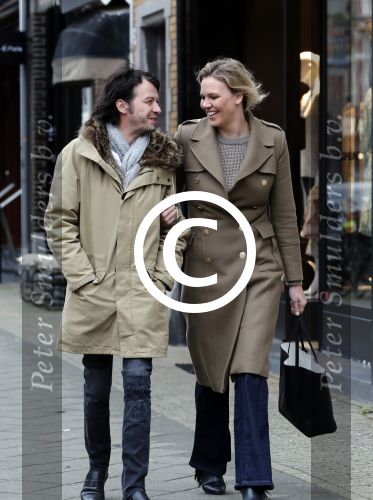 Amsterdam 1 februari 2017
Myrthe Mylius met haar vriend Sebastian Schneberger aan het shoppen