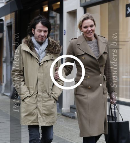 Amsterdam 1 februari 2017
Myrthe Mylius met haar vriend Sebastian Schneberger aan het shoppen