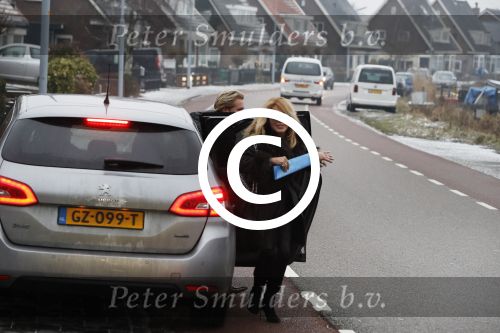 Lijnden Hoofddorp 10 februari 2017
Patricia Paay en haar man Robbert Hinfelaar gaan aangifte doen op het politieburo vanwege sekstape.