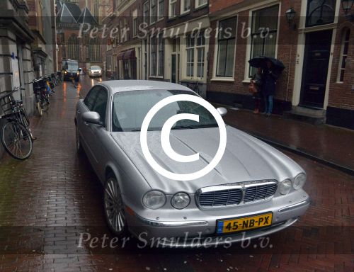 Haarlem 27 februari 2017
Patricia Paay met haar man Robbert Hinfelaar bij rechtbank Haarlem ivm rechtzaak buurman. Haar advocaat is Johan Langelaar