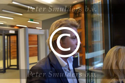 Haarlem, 27 Februari 2017 Proces Patricia Paay tegen haar buurman Maarten Oostvogel en bijgestaan door haar advocaat Mr. Johan Langelaar