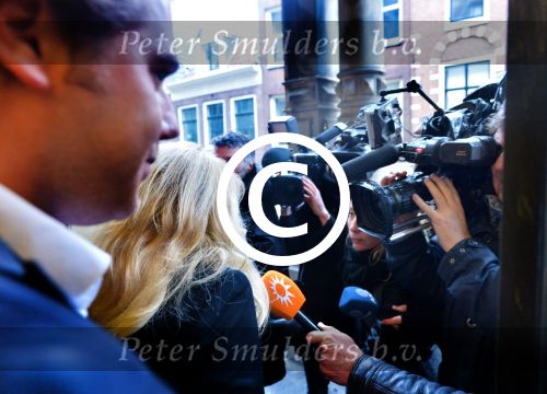 Haarlem, 27 Februari 2017 Proces Patricia Paay tegen haar buurman Maarten Oostvogel en bijgestaan door haar advocaat Mr. Johan Langelaar