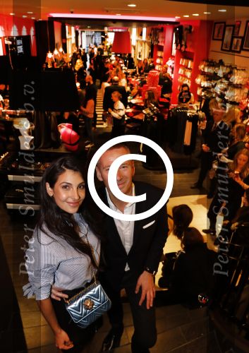 Amsterdam 14 februari 2017 
Opening nieuwe Hunkemoller winkel op kalverstraat met oa Anna Nooshin die haar eigen lijn heeft. Anna met Philip Mountford