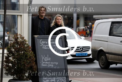 Amsterdam 4 februari 2017
Piet Boon met zijn partner Charlotte Zuijderwijk in amsterdam zuid.