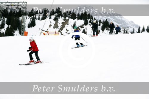 Lech 27 februari 2017
Fotouurtje van de koninklijke familie in Oberlech. Dit jaar waren alleen Koning Willem Alexander Koningin Maxima en de prinsesjes Amalia Ariane en Alexia aanwezig.