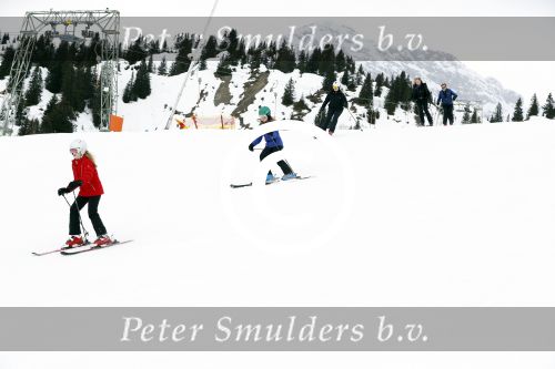 Lech 27 februari 2017
Fotouurtje van de koninklijke familie in Oberlech. Dit jaar waren alleen Koning Willem Alexander Koningin Maxima en de prinsesjes Amalia Ariane en Alexia aanwezig.
