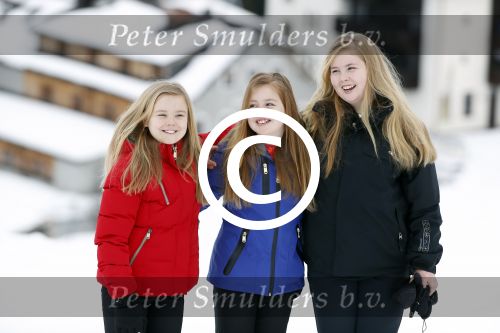 Lech 27 februari 2017
Fotouurtje van de koninklijke familie in Oberlech. Dit jaar waren alleen Koning Willem Alexander Koningin Maxima en de prinsesjes Amalia Ariane en Alexia aanwezig.
