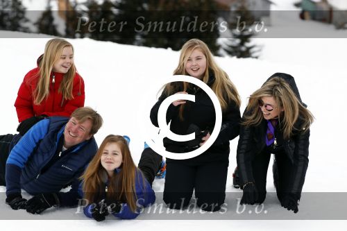 Lech 27 februari 2017
Fotouurtje van de koninklijke familie in Oberlech. Dit jaar waren alleen Koning Willem Alexander Koningin Maxima en de prinsesjes Amalia Ariane en Alexia aanwezig.
