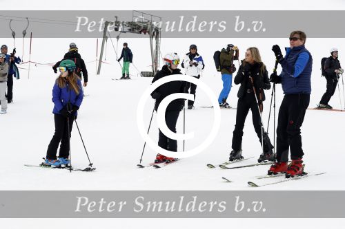Lech 27 februari 2017
Fotouurtje van de koninklijke familie in Oberlech. Dit jaar waren alleen Koning Willem Alexander Koningin Maxima en de prinsesjes Amalia Ariane en Alexia aanwezig.