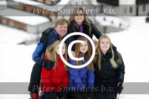 Lech 27 februari 2017
Fotouurtje van de koninklijke familie in Oberlech. Dit jaar waren alleen Koning Willem Alexander Koningin Maxima en de prinsesjes Amalia Ariane en Alexia aanwezig.