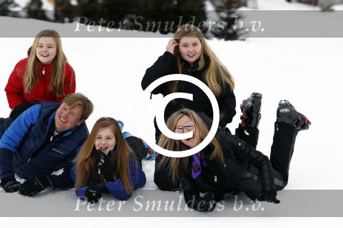 Lech 27 februari 2017
Fotouurtje van de koninklijke familie in Oberlech. Dit jaar waren alleen Koning Willem Alexander Koningin Maxima en de prinsesjes Amalia Ariane en Alexia aanwezig.